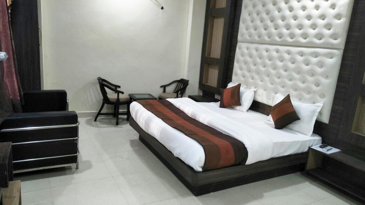 R.S Hotel & Restaurant Amritsar Zewnętrze zdjęcie