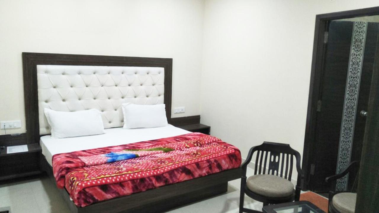 R.S Hotel & Restaurant Amritsar Zewnętrze zdjęcie