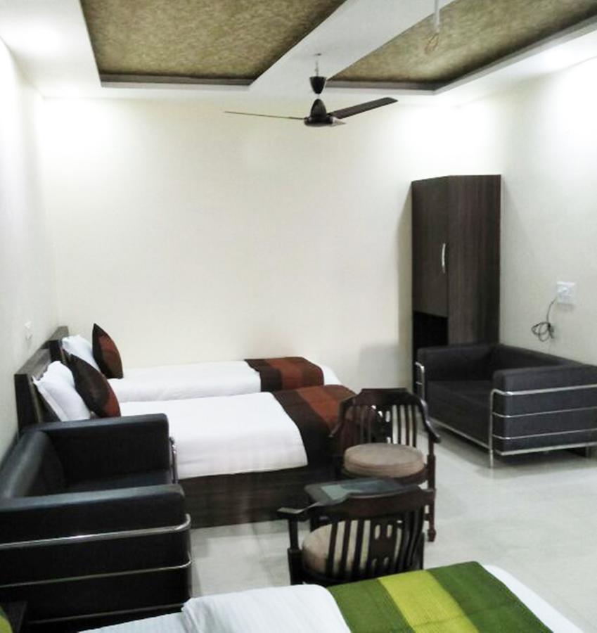 R.S Hotel & Restaurant Amritsar Zewnętrze zdjęcie